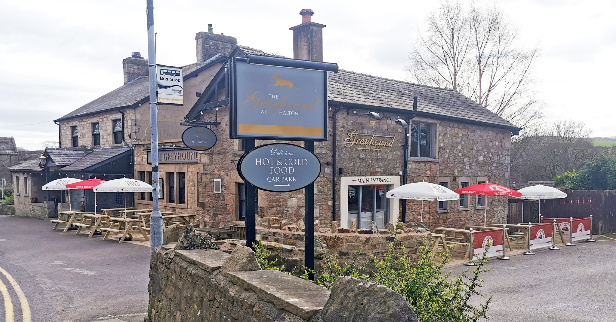 The Greyound at Halton