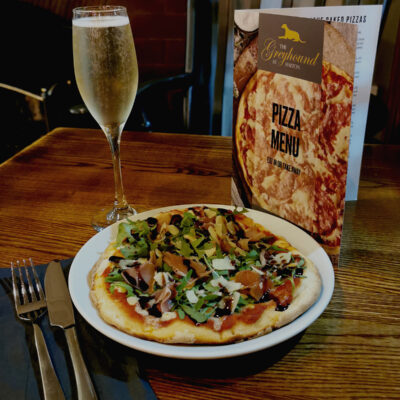 Thursday – Pizza & Prosecco (Free glass of Prosecco with any pizzas)